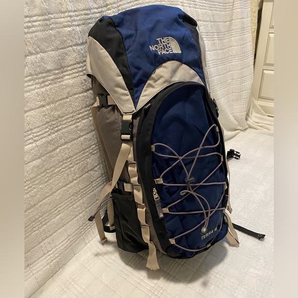 The North Face Terra 40 Backpck - Picture 15 of 16